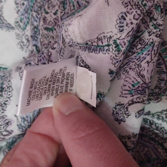 Croft&Barrow Paisley 3/4 Sleeve Button Down Top - Picture 9 of 14